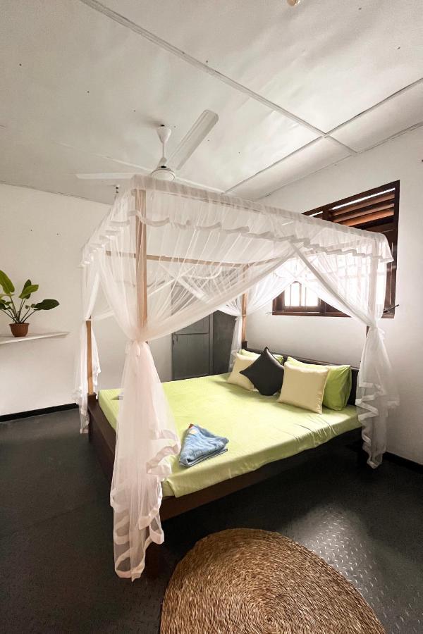Cosynsurf Bed & Breakfast Matara Exterior foto